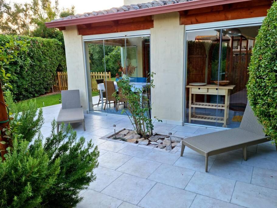 Villa Tea, Residenza Incantevole Con Giardino . Flumini di Quartu Bagian luar foto