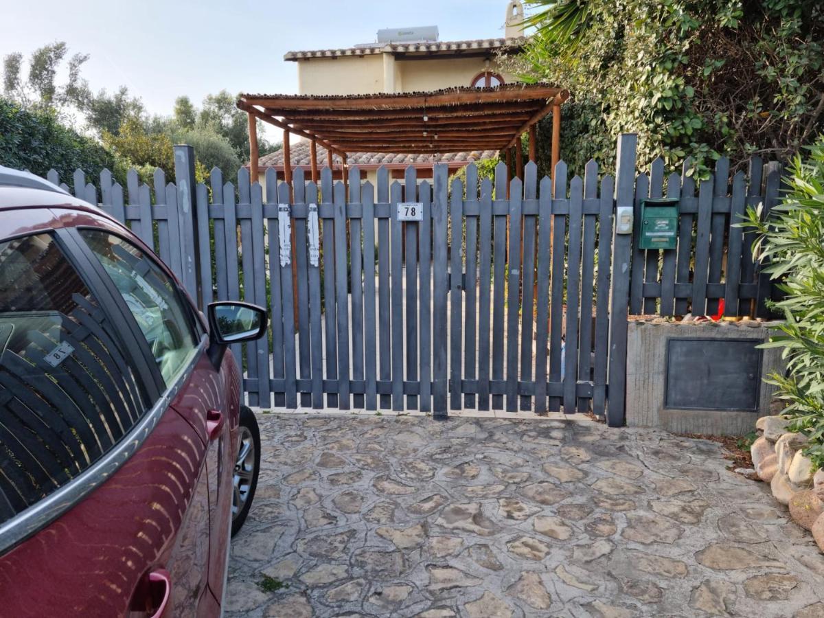 Villa Tea, Residenza Incantevole Con Giardino . Flumini di Quartu Bagian luar foto